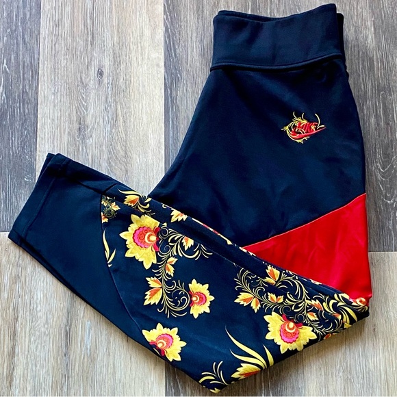 Rare Nike Floral Leggings - Picture 1 of 15